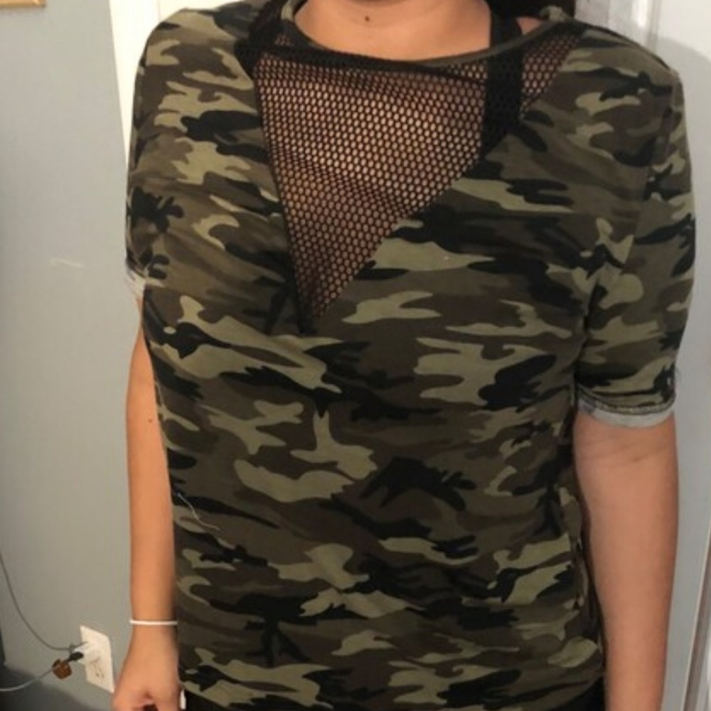 Mesh Insert CamoTee - Picture 7 of 7